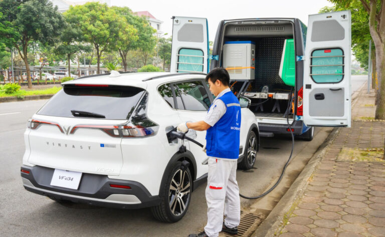 cứu hộ xe vinfast